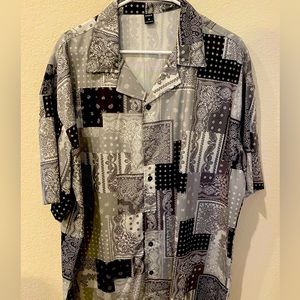 SHEIN Men’s silk shirt. Fits to size. X-Large